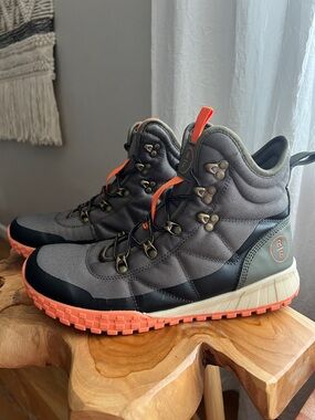 Reserved Footwear New York Men’s size 7.5
